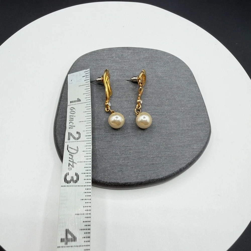 Gold Tone Faux Pearl Rhinestone Dangle Drop Pierced Earrings Elegant Statement